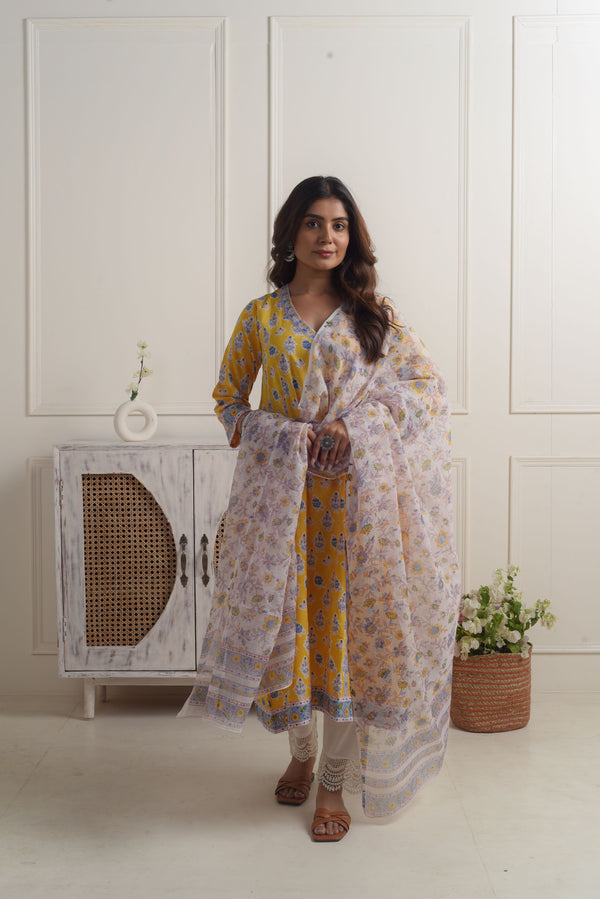 Madhuvan Yellow cotton Kurta Set of 3