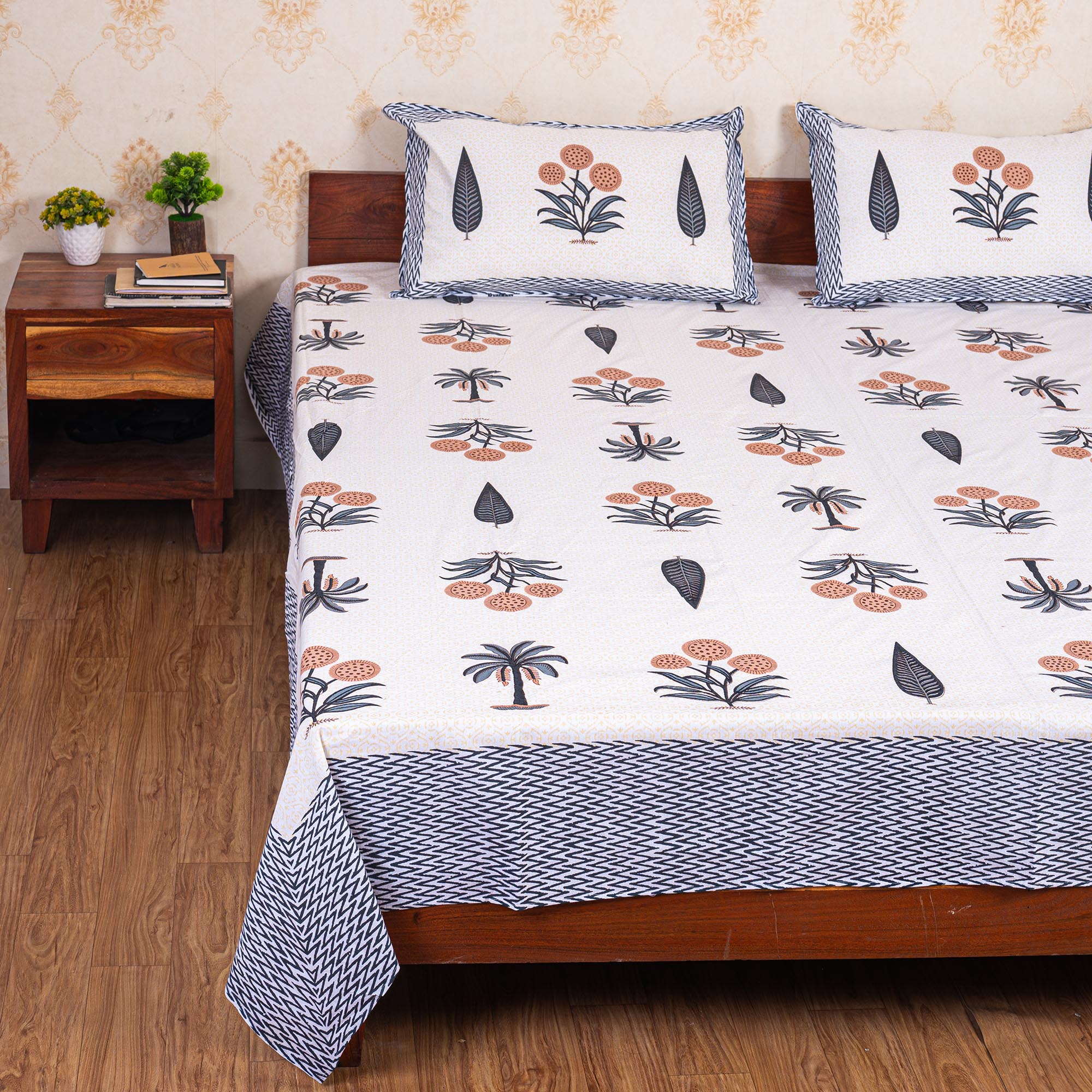 Cotton Queen Size Bedsheet - Dark Grey Leaf