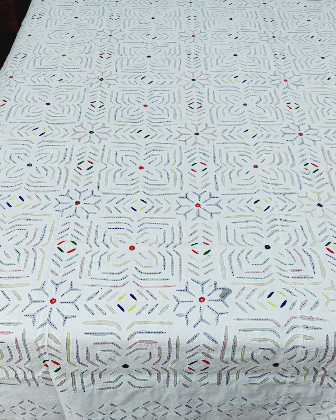 Cotton White Orcandi Applique Work Bed Cover