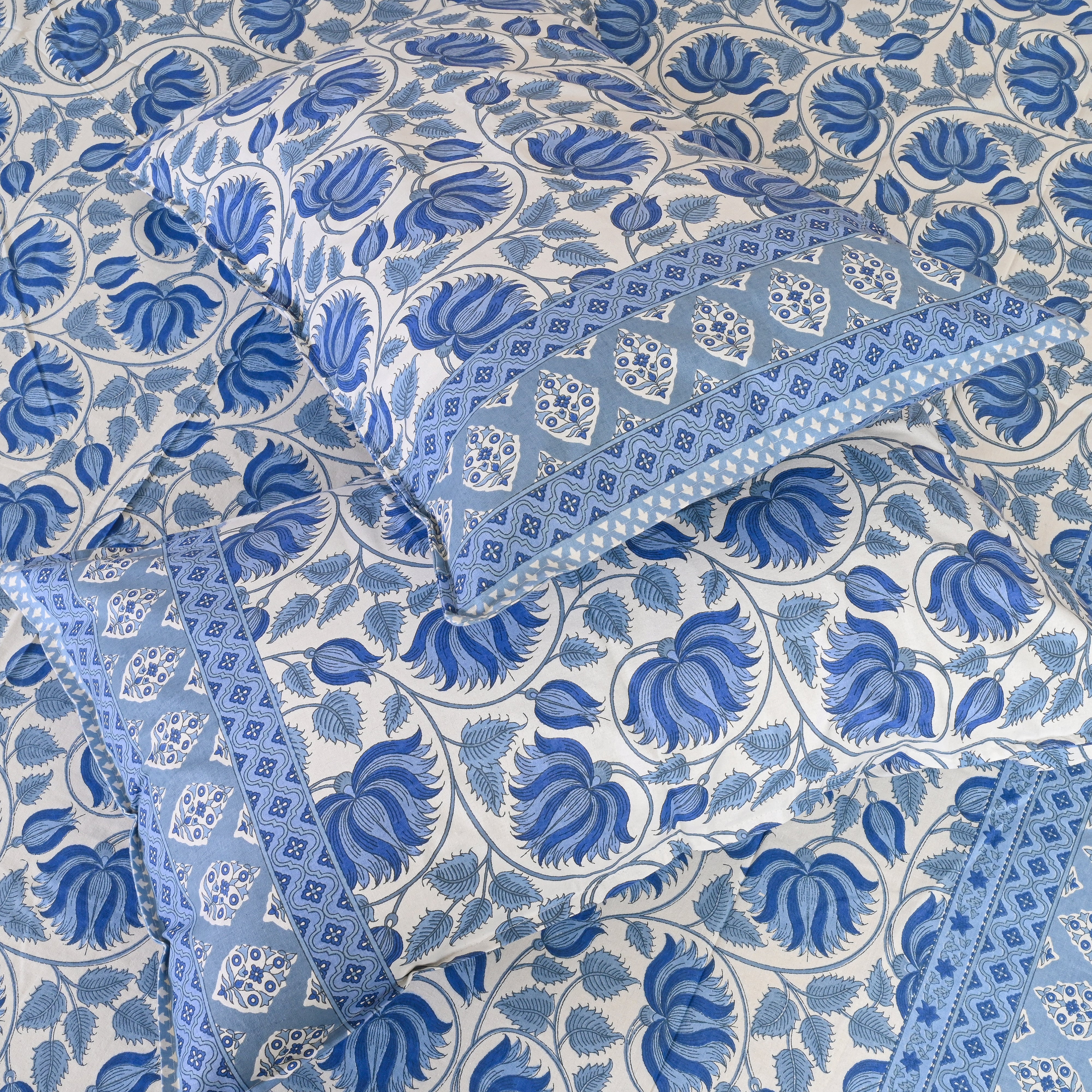 Cotton White Blue Floral Jaal Queen Size Bedsheet