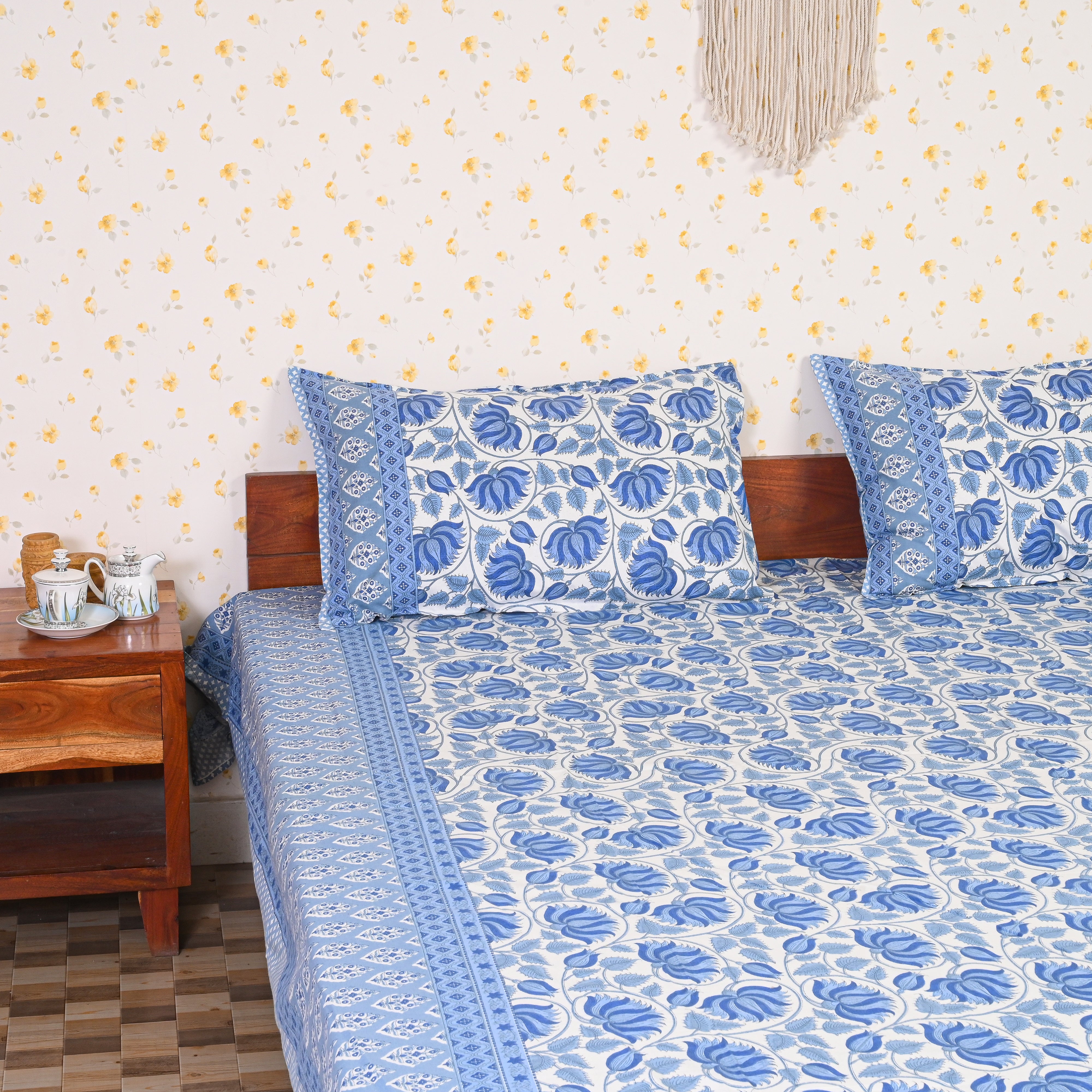 Cotton White Blue Floral Jaal Queen Size Bedsheet