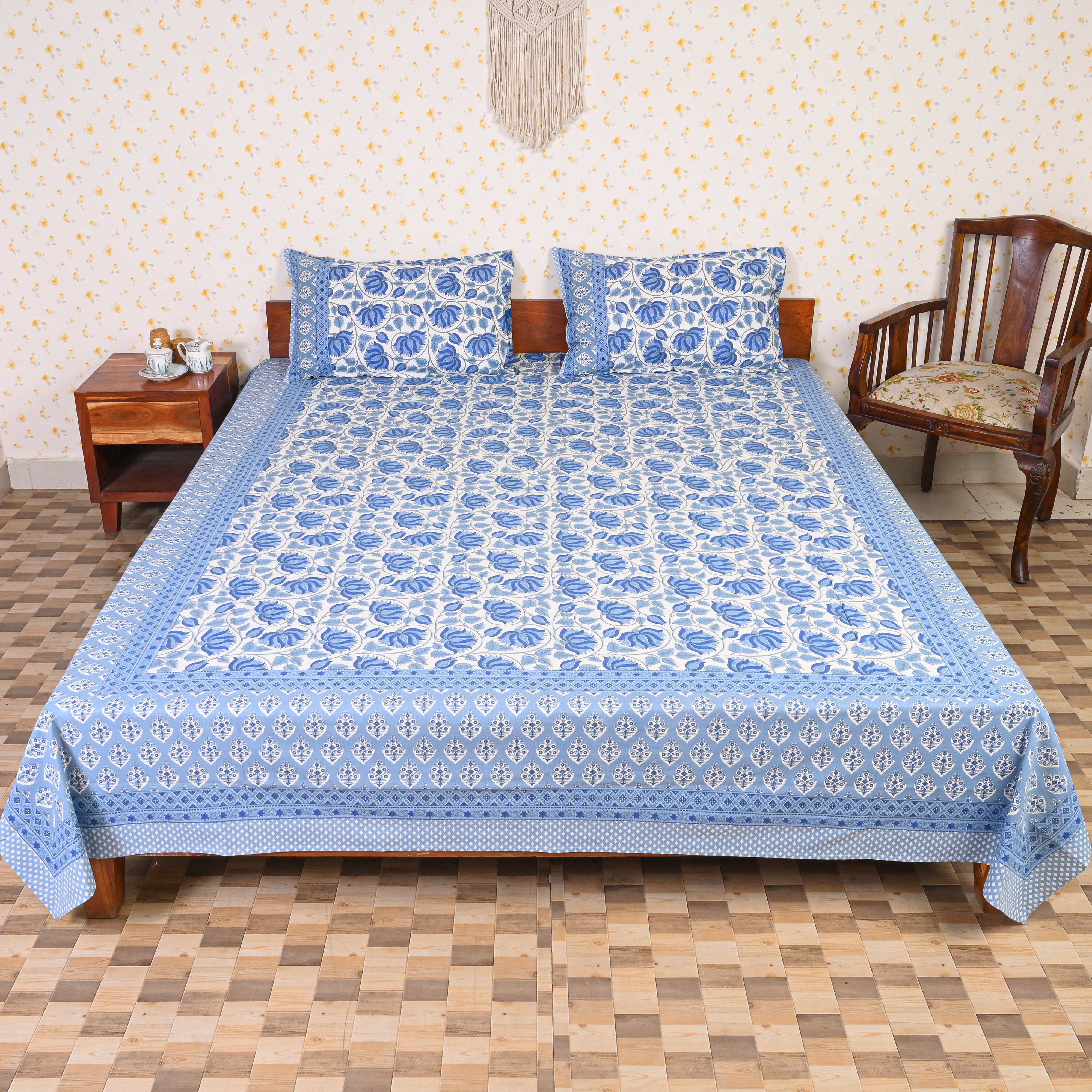 Cotton White Blue Floral Jaal Queen Size Bedsheet