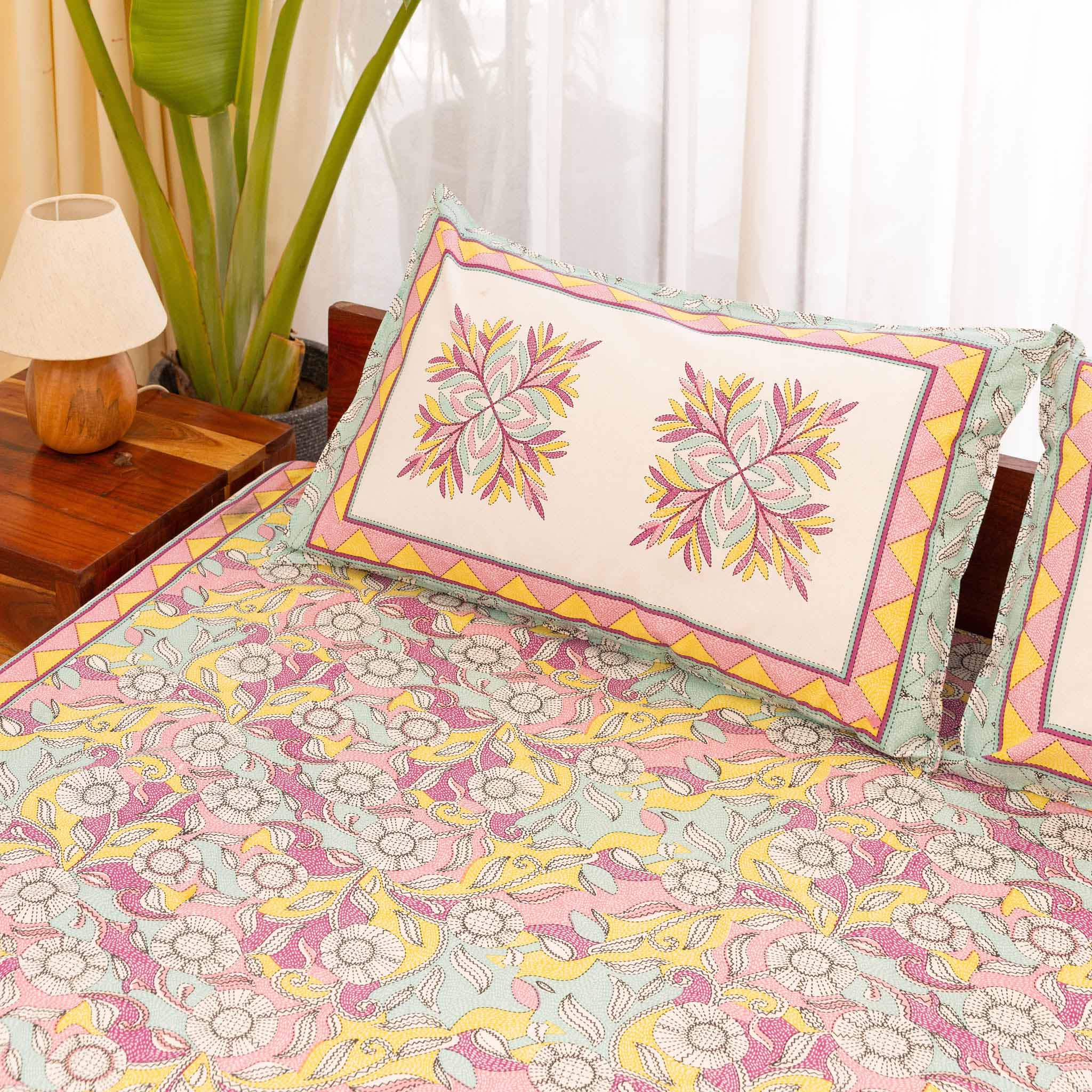Cotton Pink Pearls Floral Queen Size Bedsheet