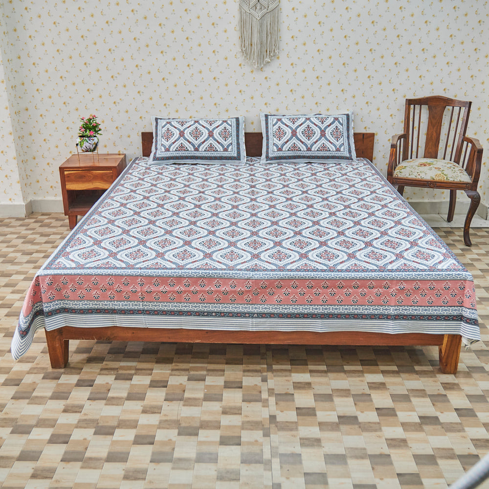Cotton Long Bel White Lava Maroon Queen Size Bedsheet