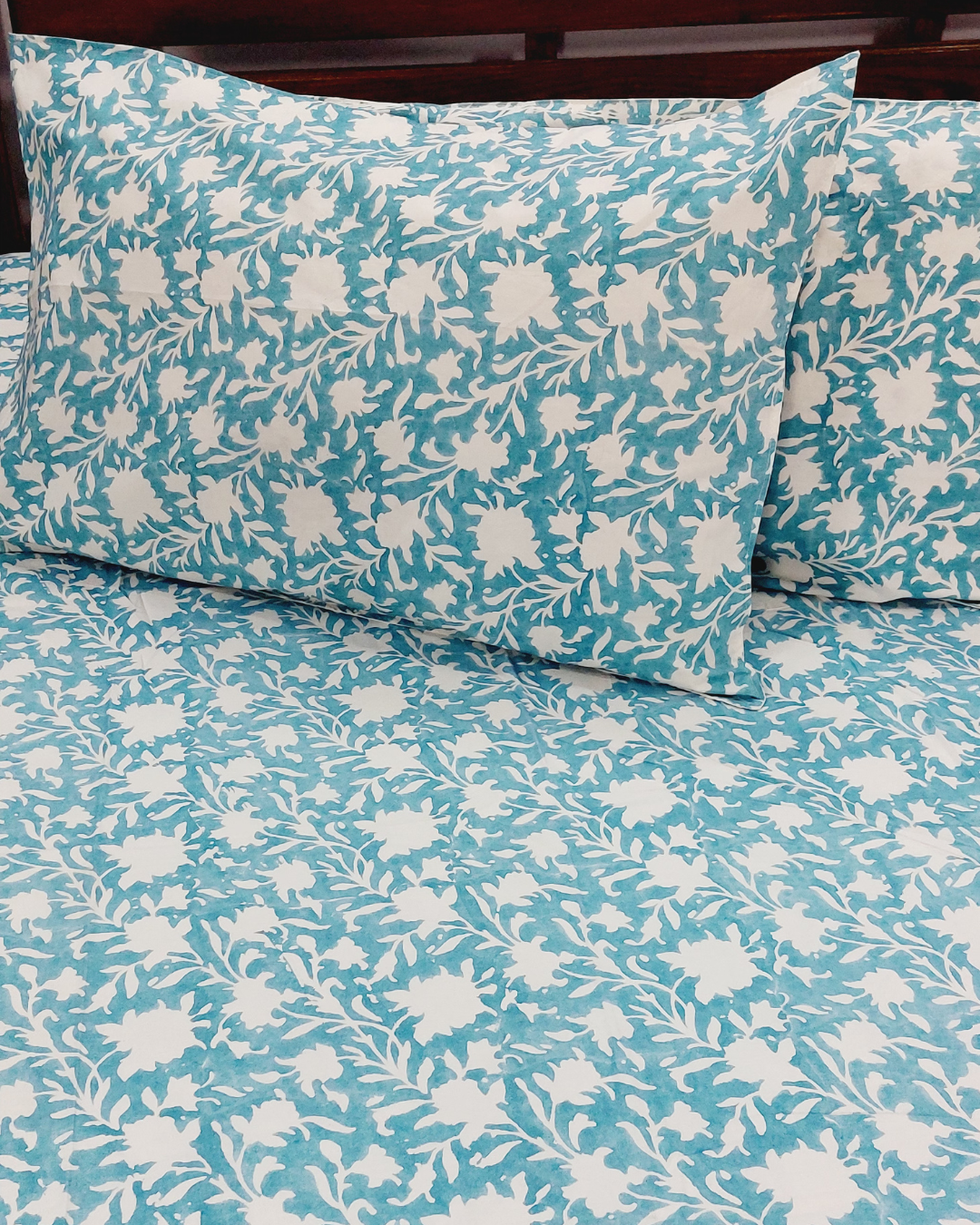 Fine Cotton Queen Size Bedsheet Blue White Floral Jaal Block Print