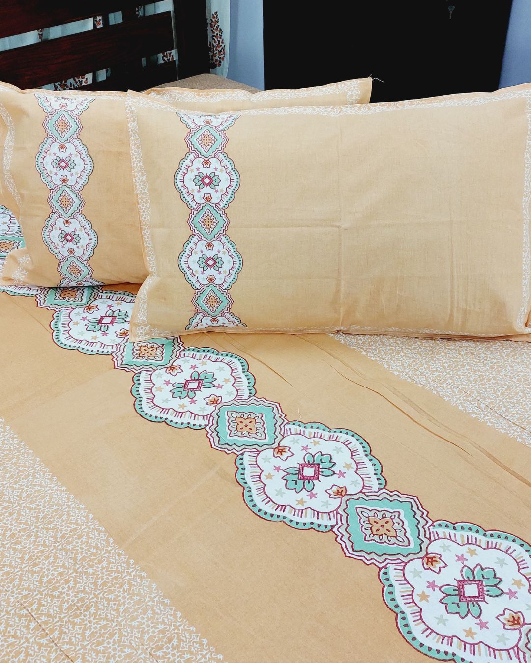 Cotton King Size Bedsheet Yellow Bal Print