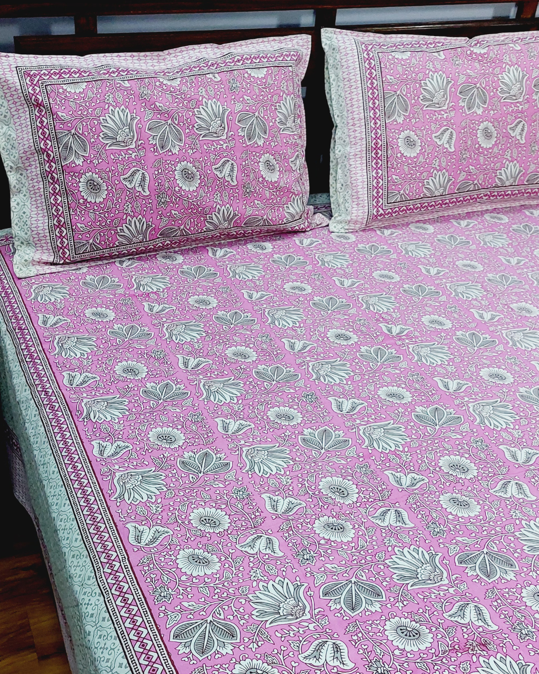 Cotton Floral Pink-White Bal Print King Size Bedsheet