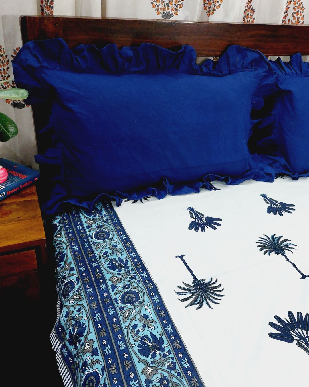 Cotton King Size Bed Sheet White Blue Palm Tree Print