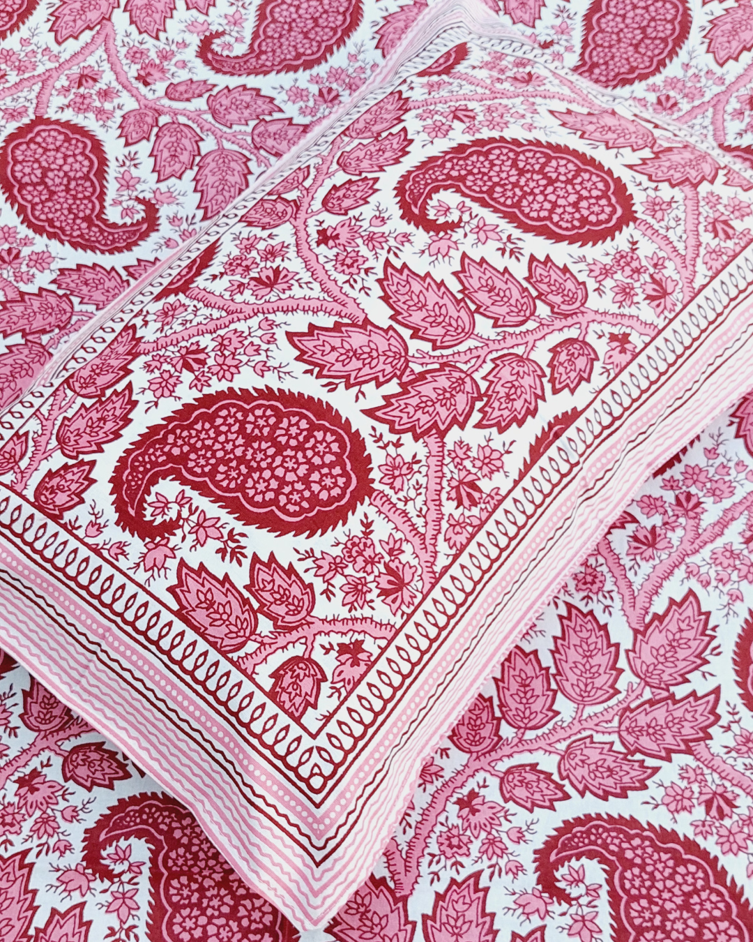 Cotton Single Bedsheet-Pink Paisley Floral Jaal