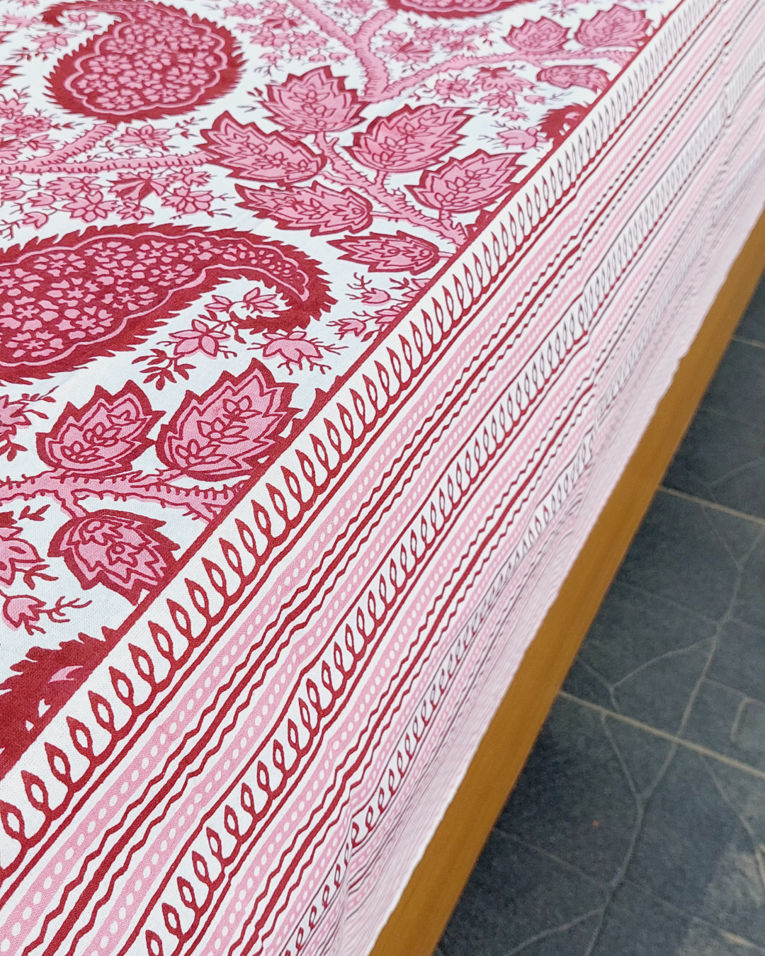Cotton Single Bedsheet-Pink Paisley Floral Jaal