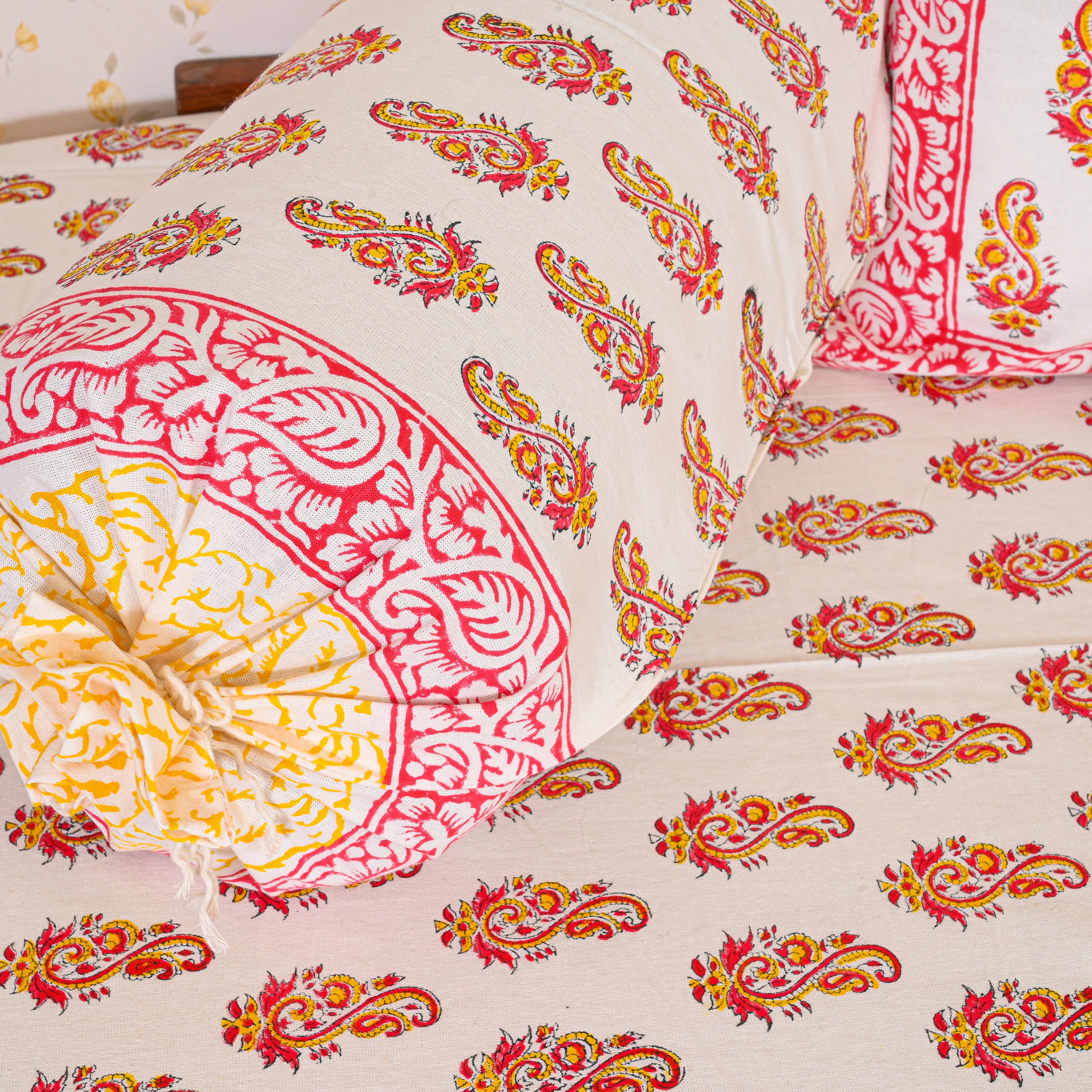 Fine Cotton Diwan Set Red-Yellow Tulipa Floral Block Print