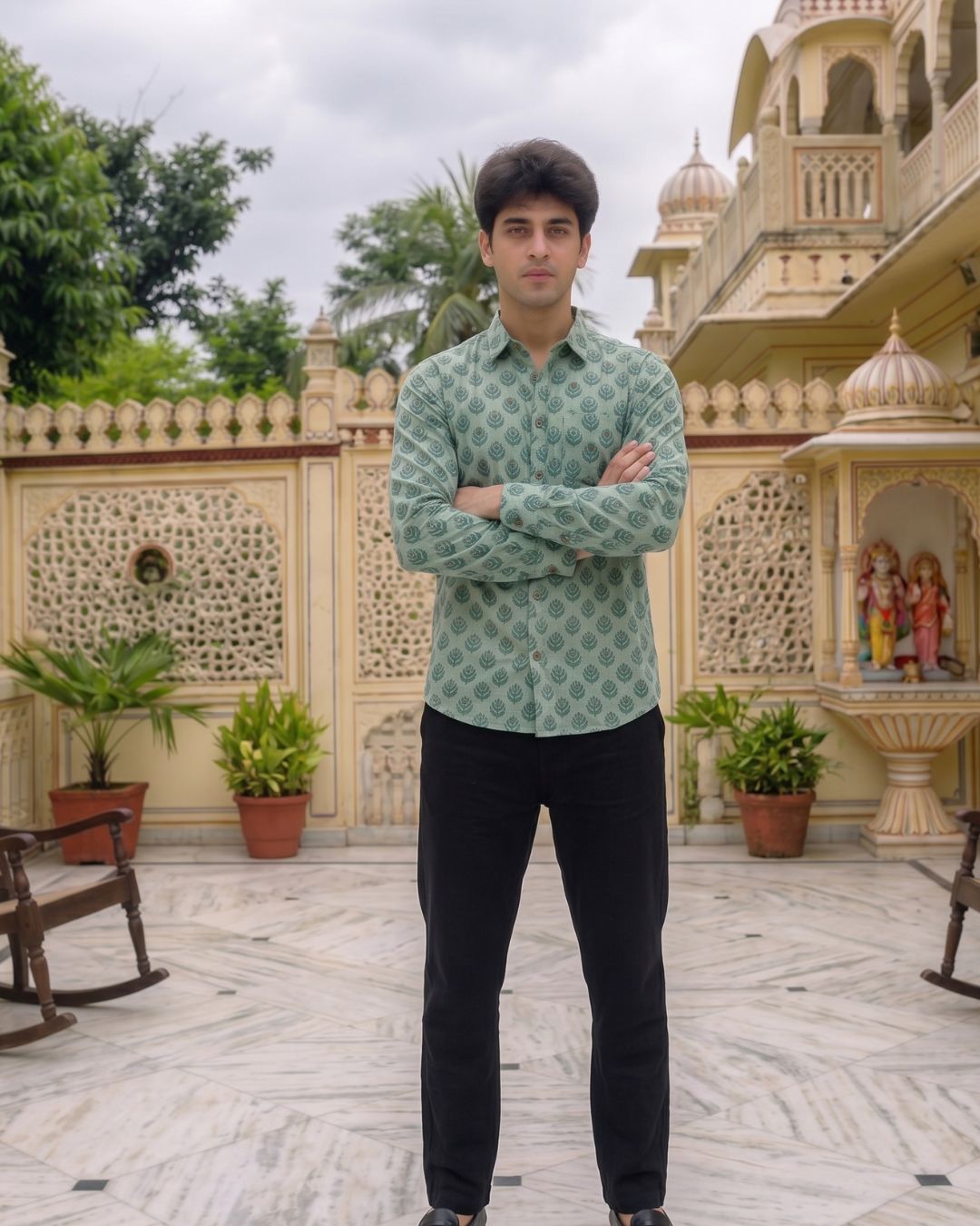 Cotton Men's Pastel Green  Leaf Motif Buti  Full Sleeves Shirt