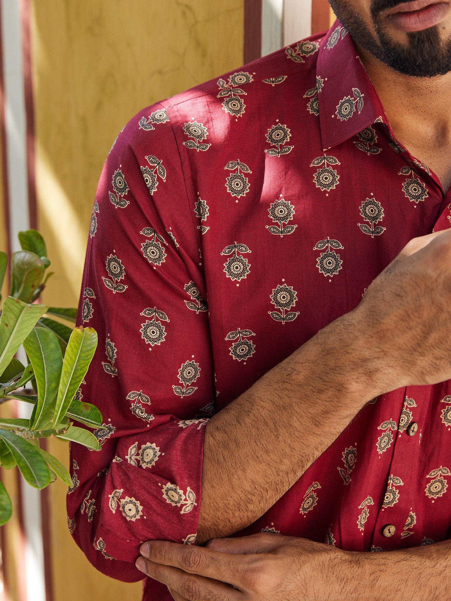 Cotton Red-Cream Floral Men's Fullsleeves Shirt