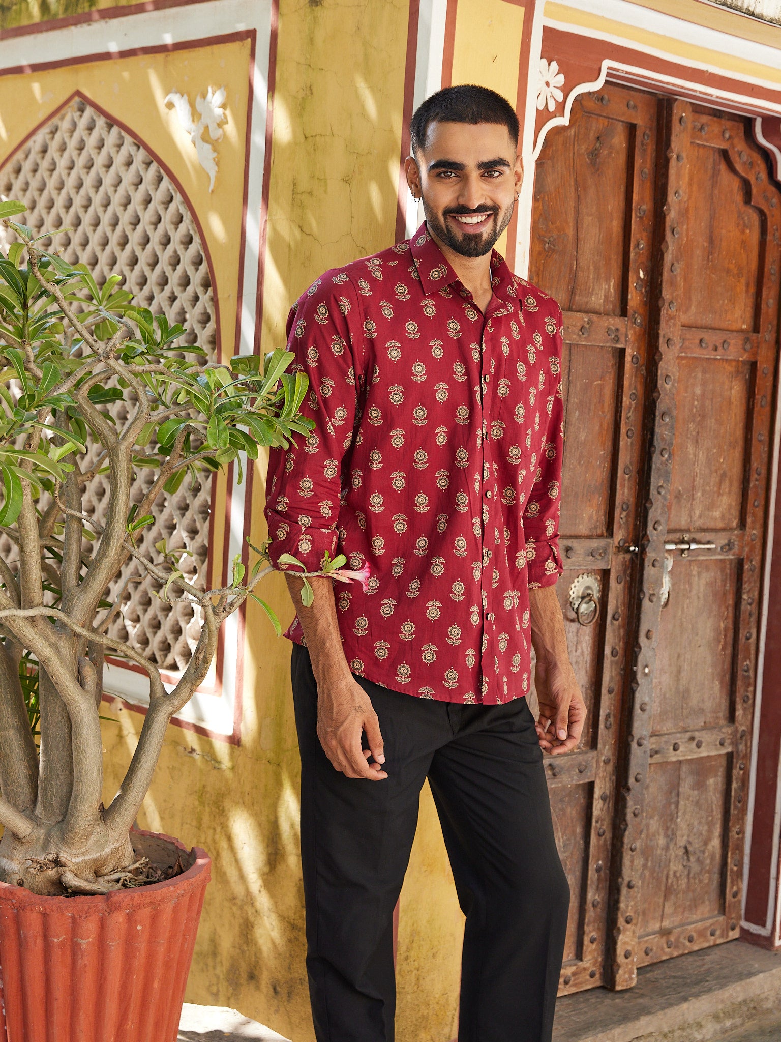 Cotton Red-Cream Floral Men's Fullsleeves Shirt
