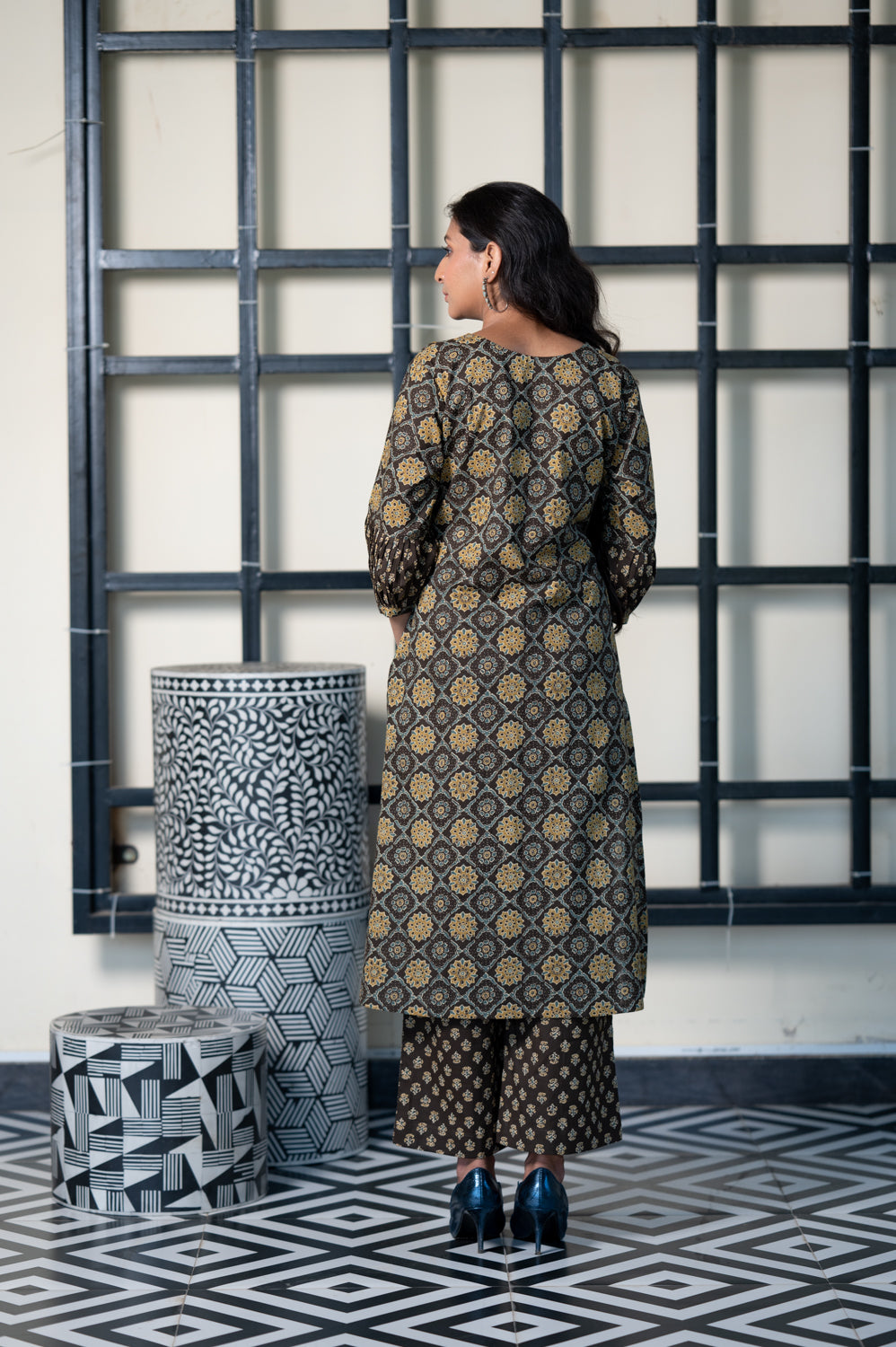 Brown Booti Kurta and Pant Set 1