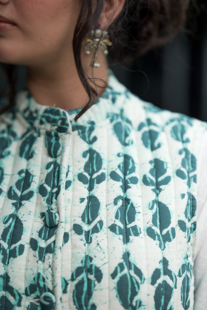 Teal Blue on White Half Sleeves Quilted Jacket (6849074790499)