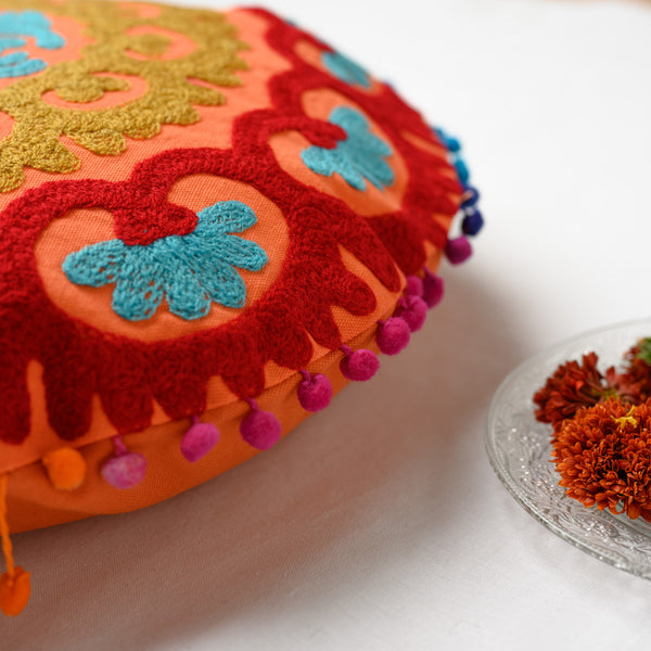 Round cushion cover best sale design