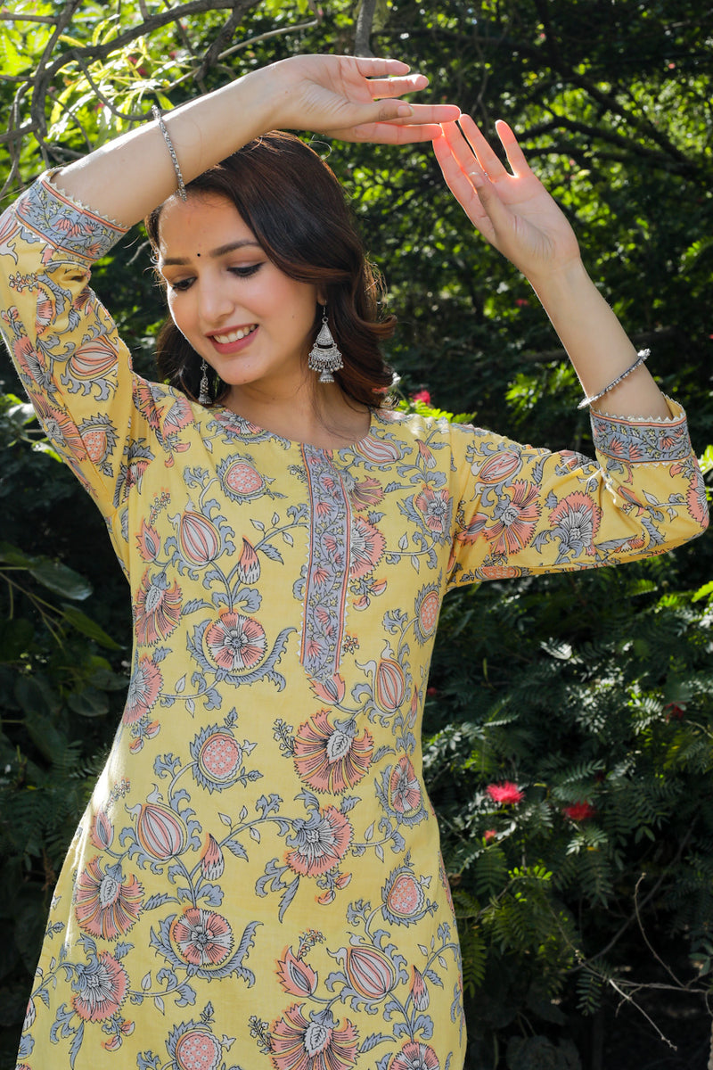 Cotton Straight Kurti - Peach Floral Motif